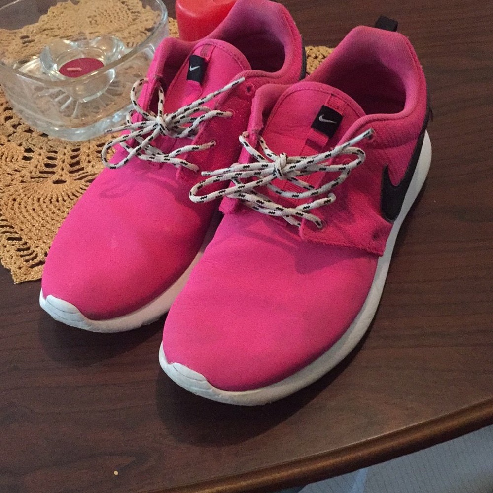 Nike weather proof ridge runs